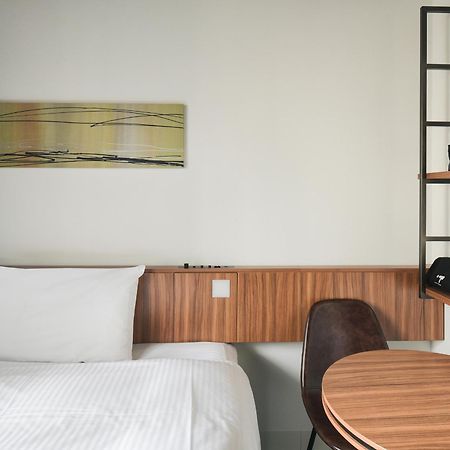 Vessel Inn Namba Osaka Exterior photo