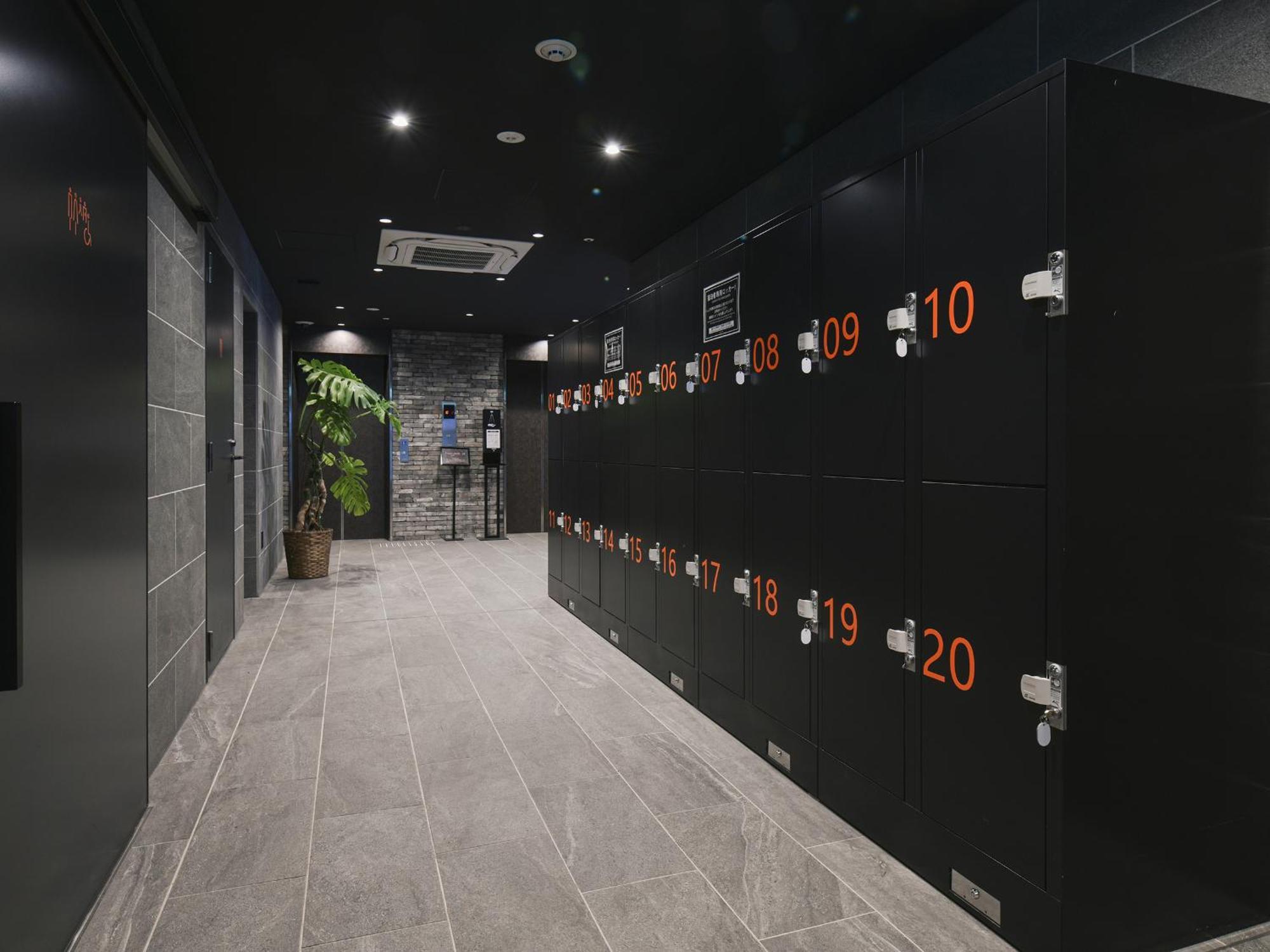 Vessel Inn Namba Osaka Exterior photo